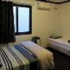 Eagles Nest Backpackers